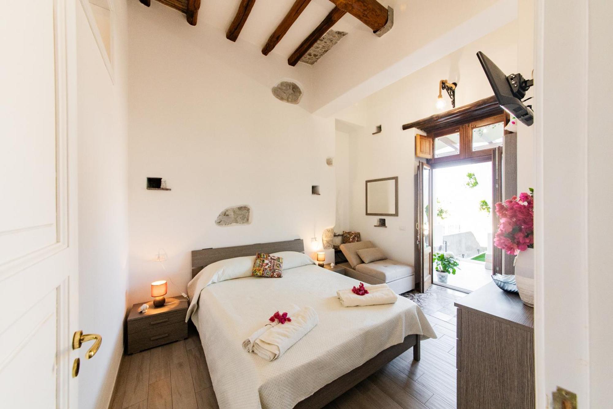 Appartement Ad Sidera à Canneto  Extérieur photo