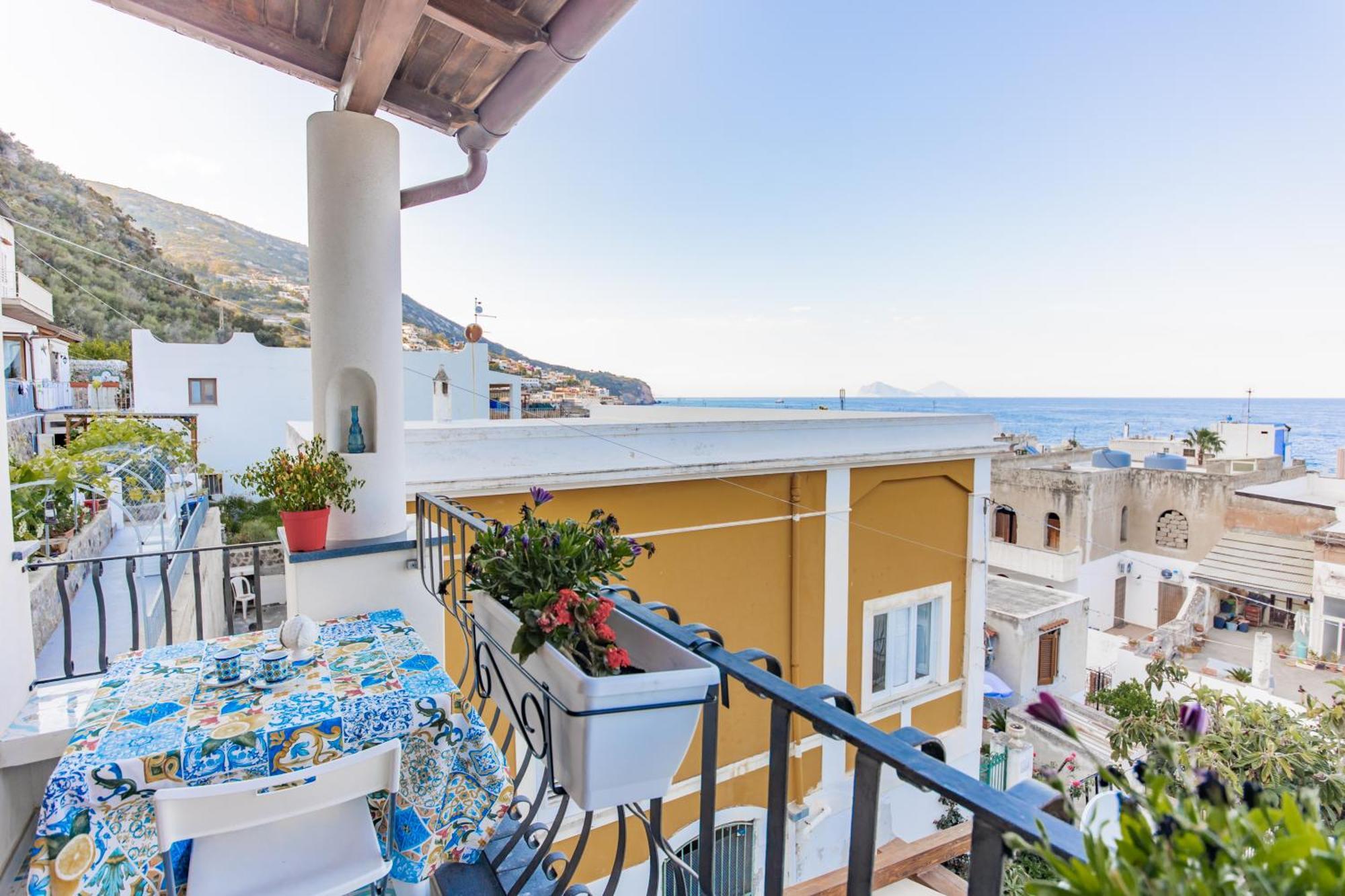Appartement Ad Sidera à Canneto  Extérieur photo